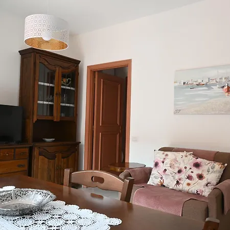 Bilocale Con Balcone A Numana - N080 *