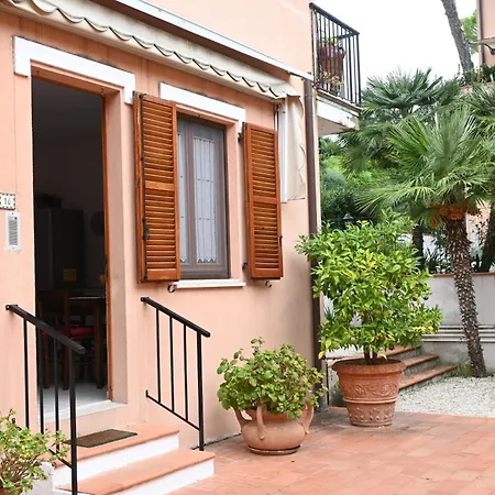 Bilocale Con Balcone A Numana - N080 *