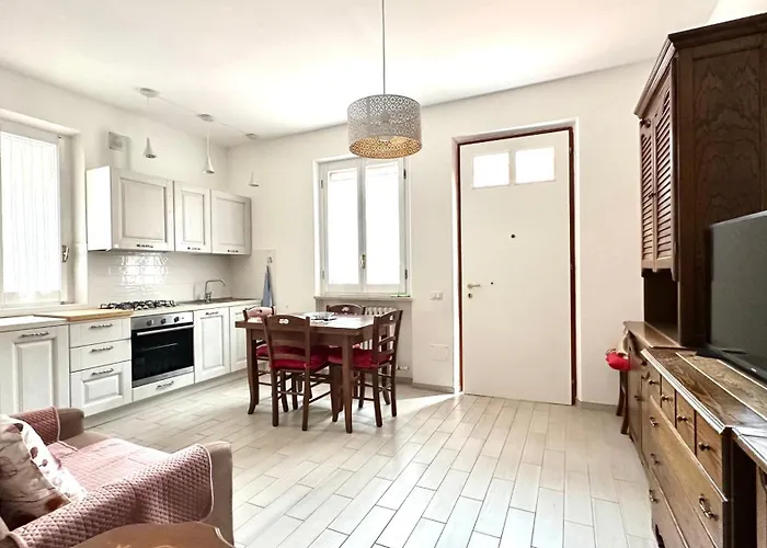 Bilocale Con Balcone A Numana - N080 * Sirolo